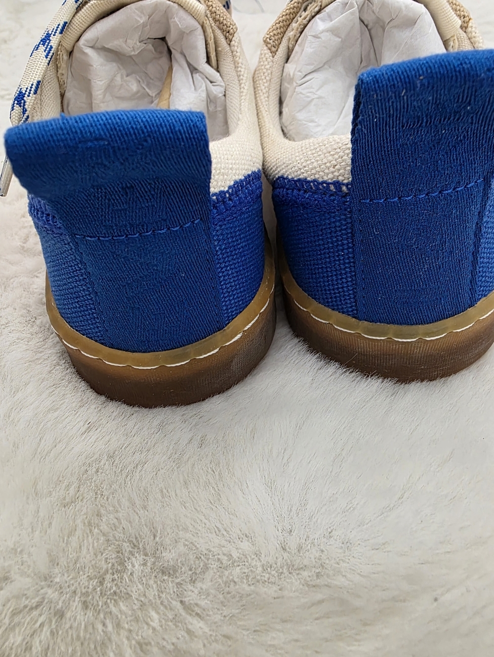 NEW Everlane The Tread-Bare Low-Top Canvas Sneaker Cream with Blue 7 - Picture 8 of 12